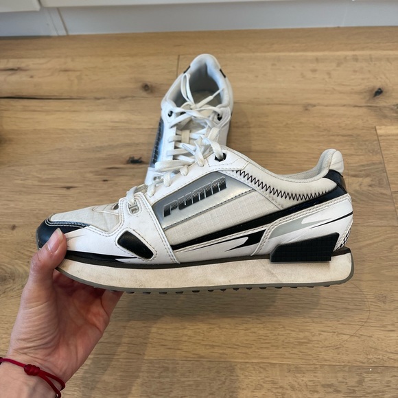 Puma sneakers in black and white - Picture 4 of 4